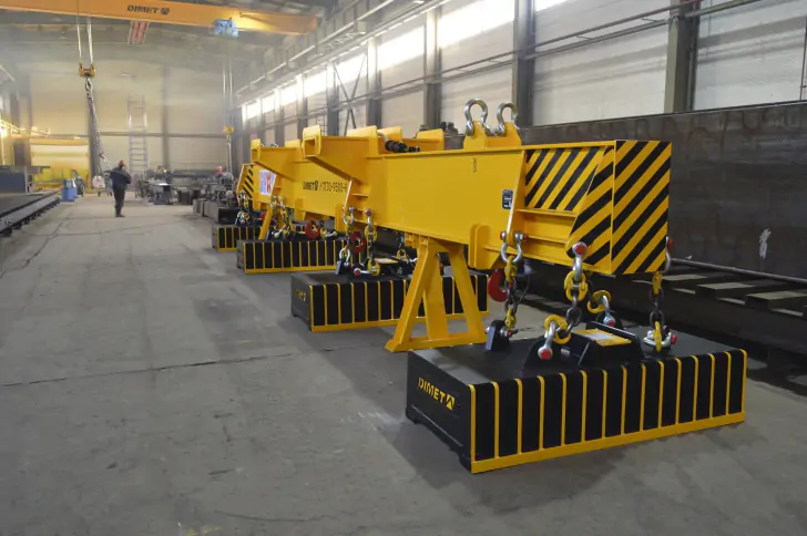 Прямоугольные электромагниты серии ЭМГ для блюмсов, рельс, поковок