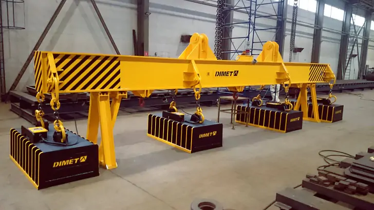 Магнитные траверсы для длинномерного груза