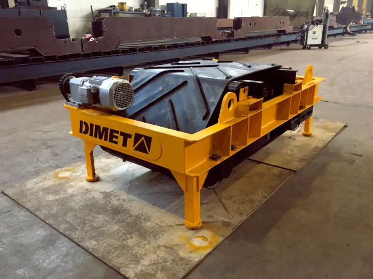 Саморазгружающиеся железоотделители