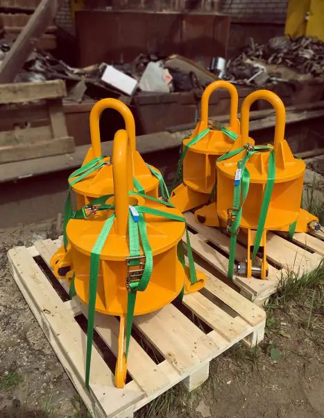 Траверса для перегружателя лома