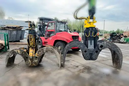 ГИДРАВЛИЧЕСКИЕ ГРЕЙФЕРЫ DIMET DST: КАК УСКОРИТЬ РАЗГРУЗКУ ЛЕСОВОЗОВ В 2 РАЗА И ЗАБЫТЬ О ПРОСТОЯХ